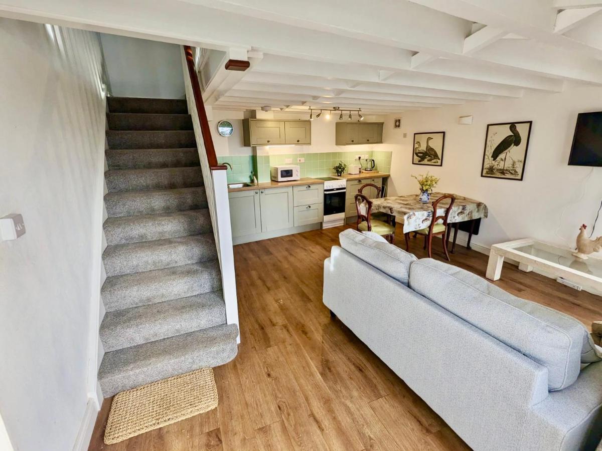 2 Stable Cottage, Llanbethery Llancarfan 외부 사진